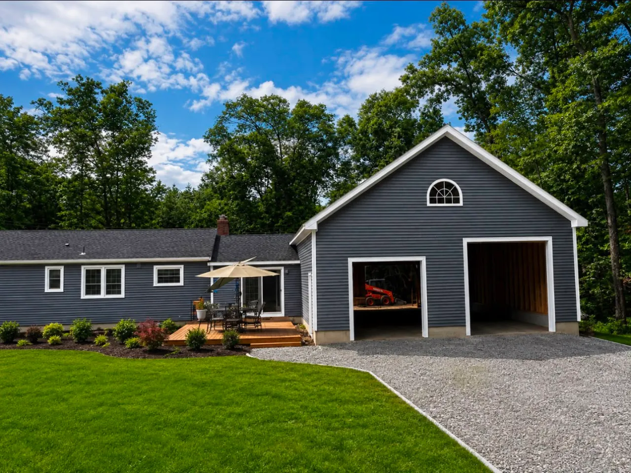 Siding services in Massachusetts by JTC Construction
